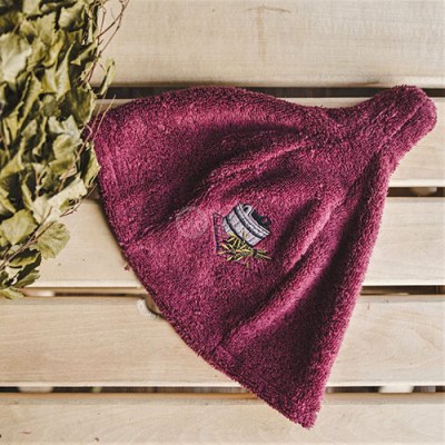 Medvilnine-pirties-kepure-vysnia